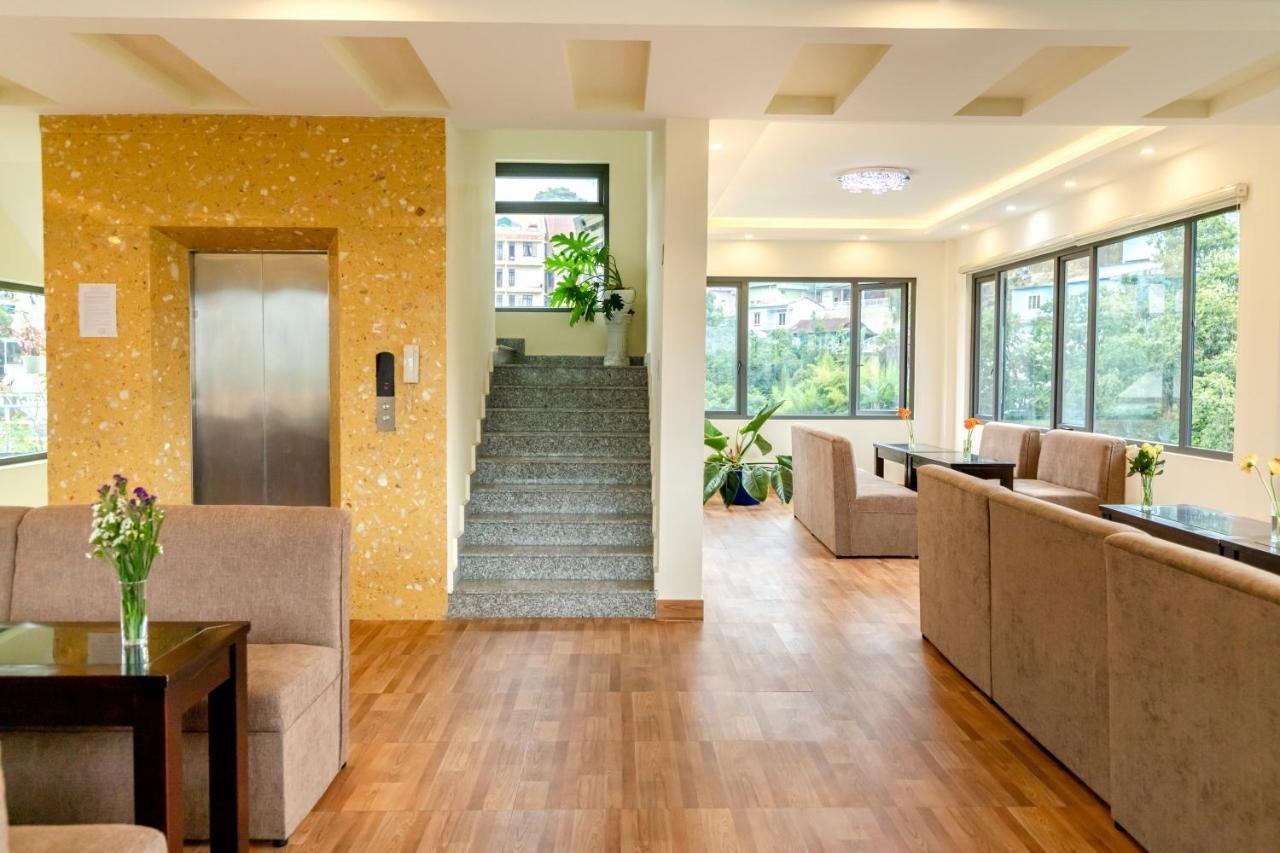 Van Tien Tv Hotel Da Lat- Ttn Hotel エクステリア 写真
